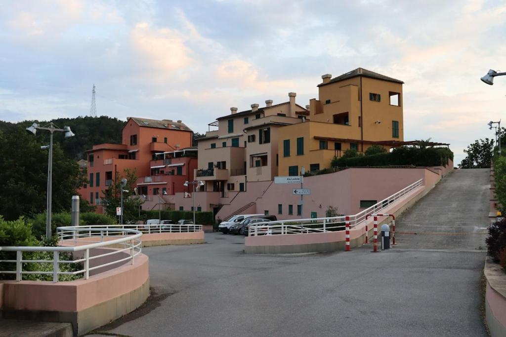 Appartement Dans Un Terrain De Golf, 5 Min De La Mer En Voiture, Parking Gratuit Cogoleto Exterior foto