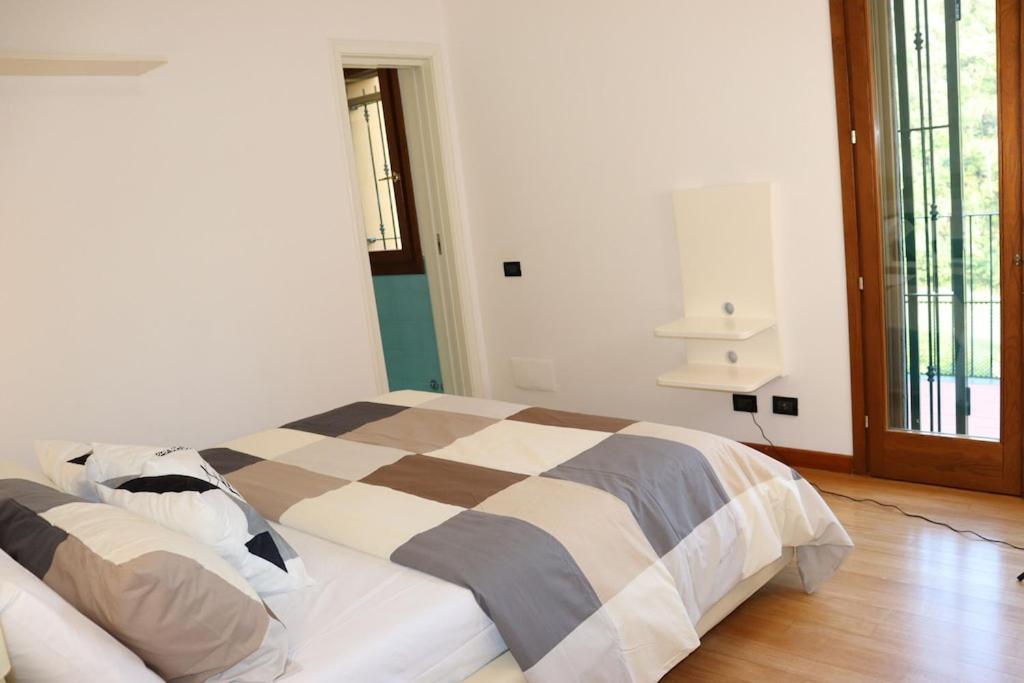 Appartement Dans Un Terrain De Golf, 5 Min De La Mer En Voiture, Parking Gratuit Cogoleto Exterior foto