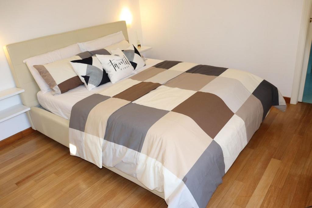 Appartement Dans Un Terrain De Golf, 5 Min De La Mer En Voiture, Parking Gratuit Cogoleto Exterior foto